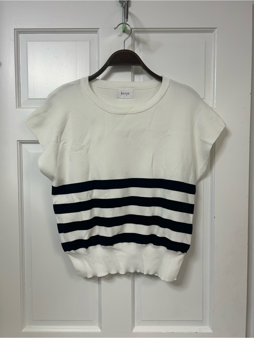 Korye Cream Short Sleeve Knit Top